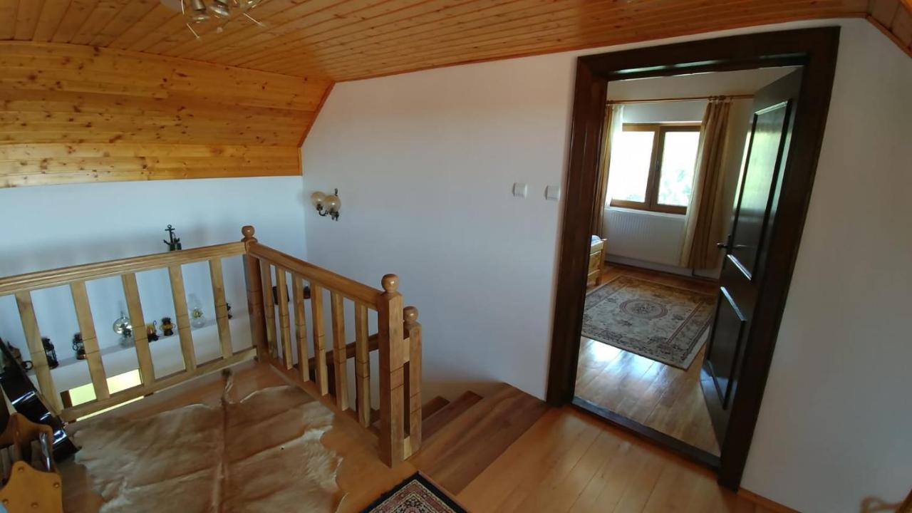 Casa Darius Villa Novaci-Străini Екстериор снимка